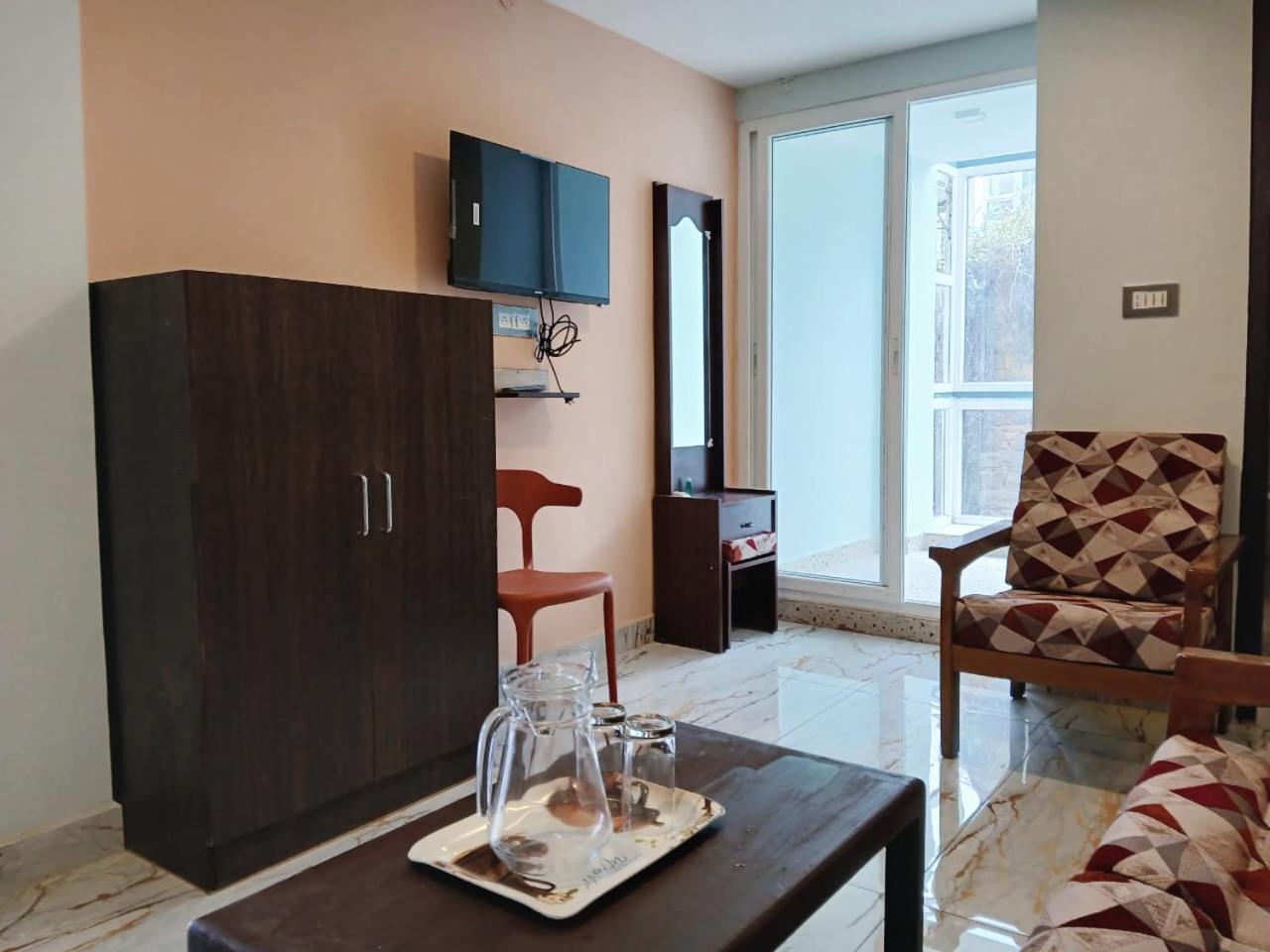 Ponmurugan Residency كوديكانال المظهر الخارجي الصورة