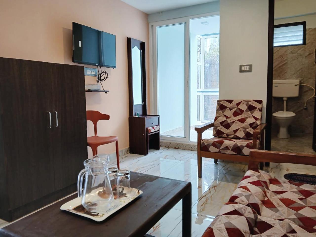 Ponmurugan Residency كوديكانال المظهر الخارجي الصورة
