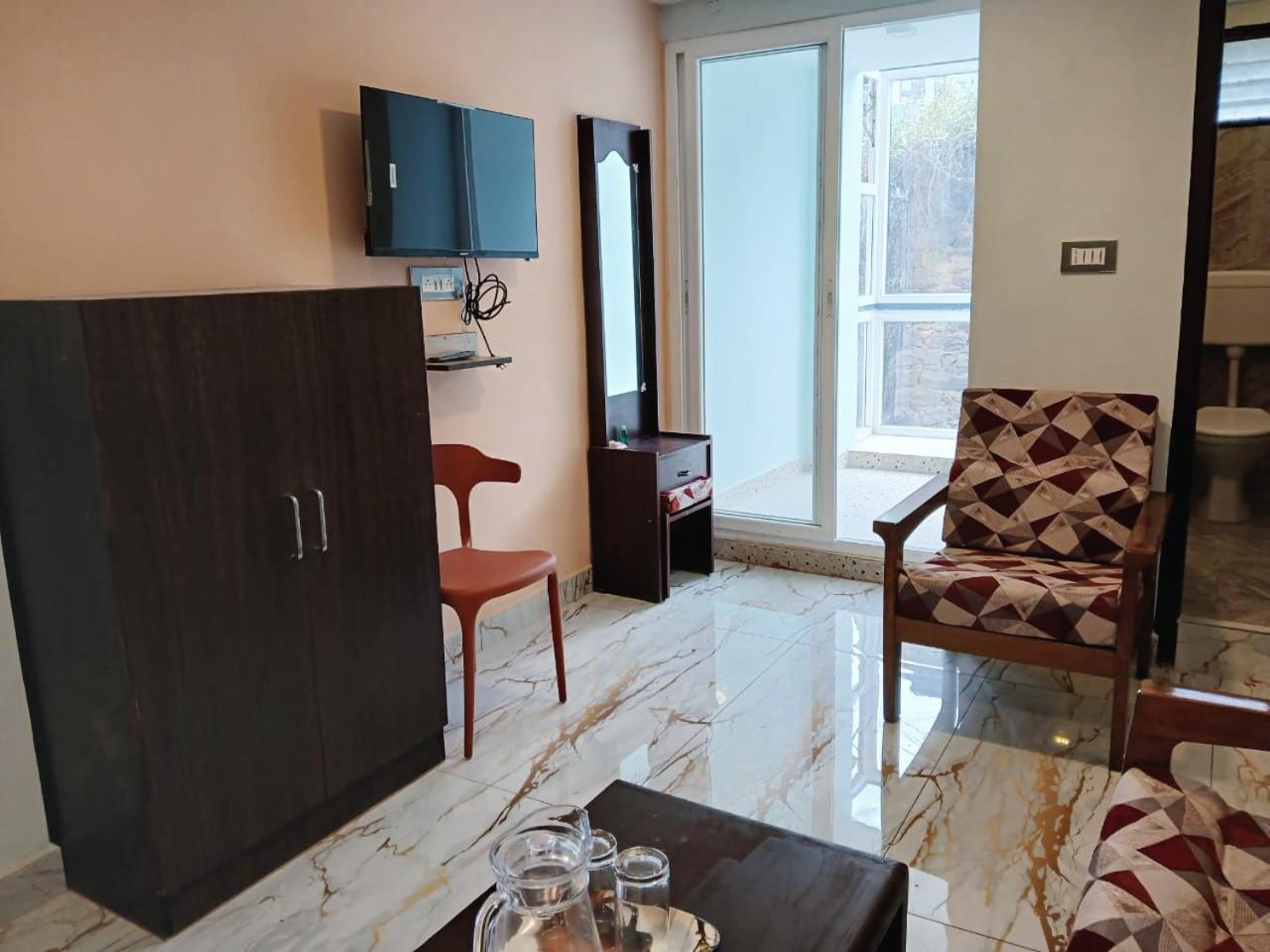 Ponmurugan Residency كوديكانال المظهر الخارجي الصورة