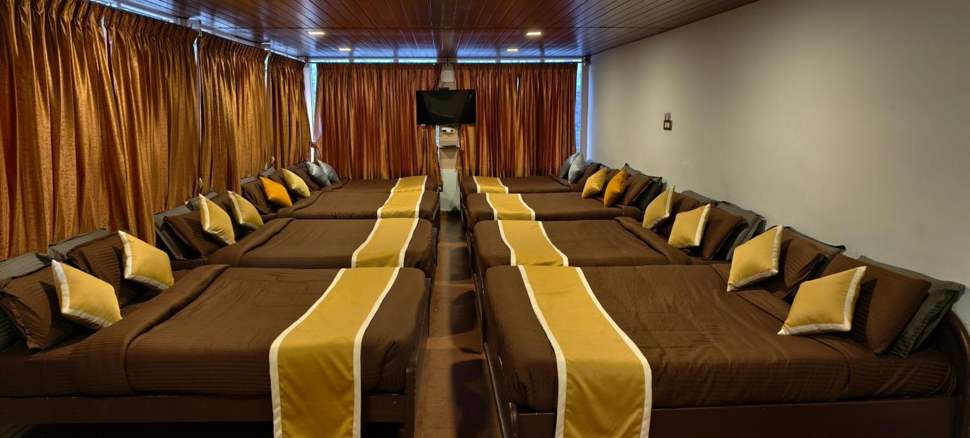 Ponmurugan Residency كوديكانال المظهر الخارجي الصورة